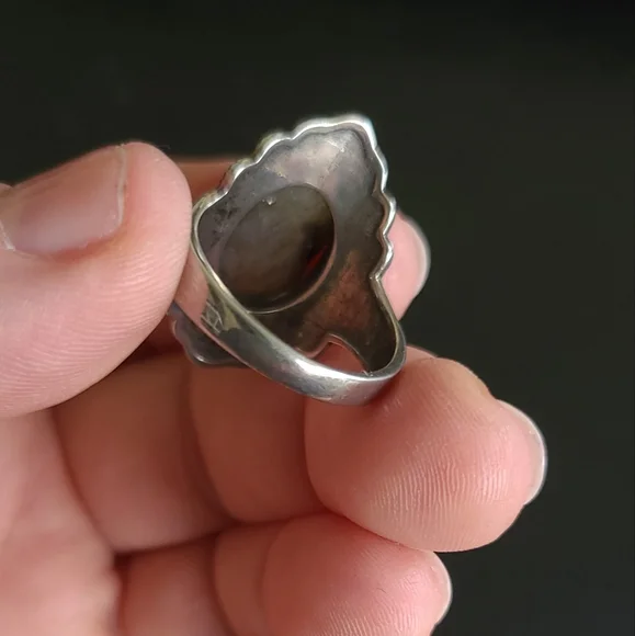 Gray Labradorite Silver Ring - Picture 6 of 8